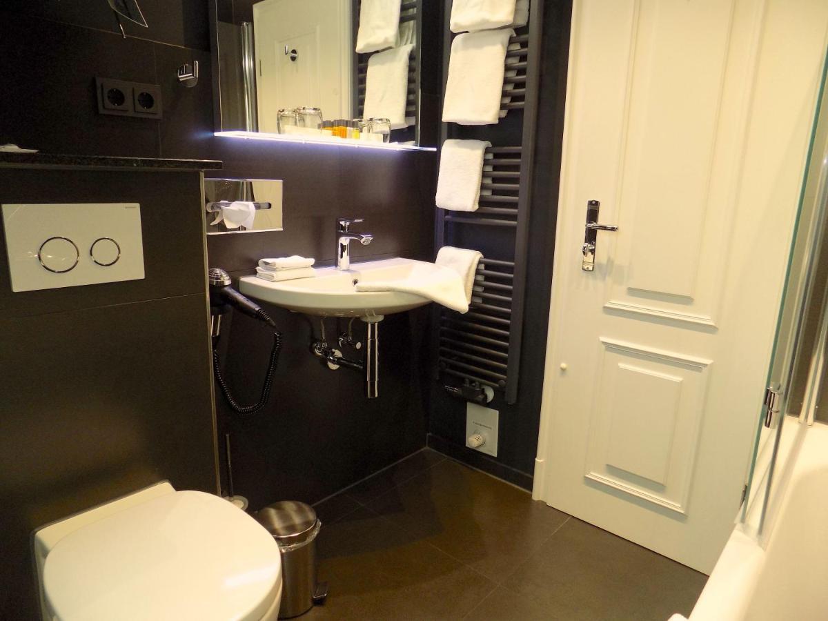 Hotel Strandhoern Wenningstedt-Braderup Екстер'єр фото